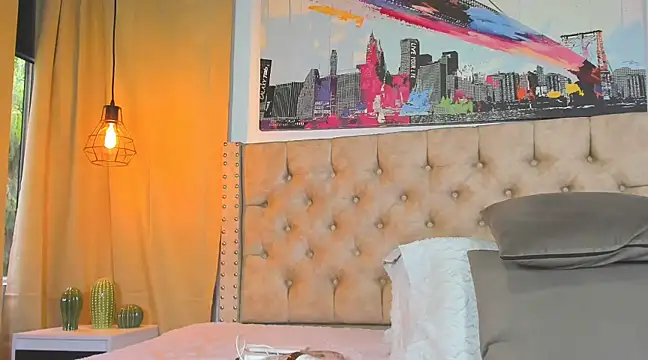 Anya Texas online show from 28, 2, 2025