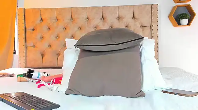 Anya Texas online show from 14, 3, 2025