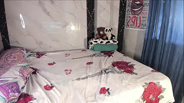 Snapshot of tattys_sexy chatting on 21, 5, 2026 tattys sexy online show from 21, 5, 2026