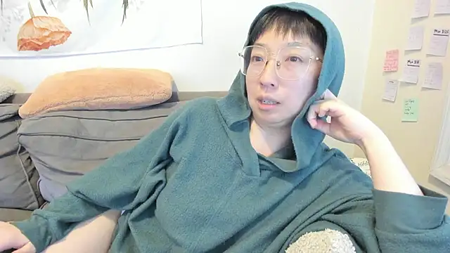 Snapshot of luxgray chatting on 9, 1, 2026 luxgray online show from 9, 1, 2026