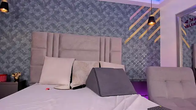 NiiaMoore online show from 9, 3, 2025