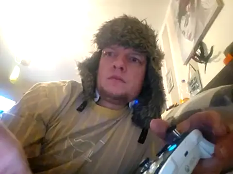 hawkyyy71222 online show from 3, 12, 2025