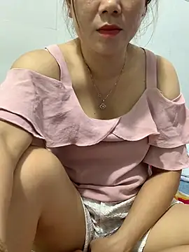 Snapshot of Baby-bigtits chatting on 26, 2, 2025 Baby-bigtits online show from 26, 2, 2025