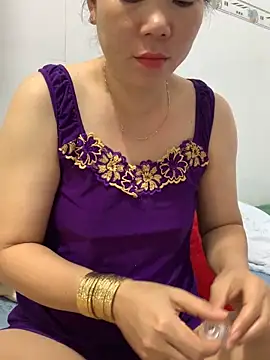Snapshot of Baby-bigtits chatting on 6, 3, 2025 Baby-bigtits online show from 6, 3, 2025