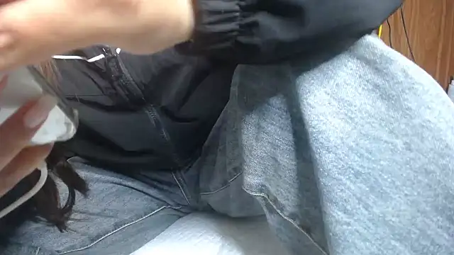 Hatachi ne12 online show from 6, 2, 2026