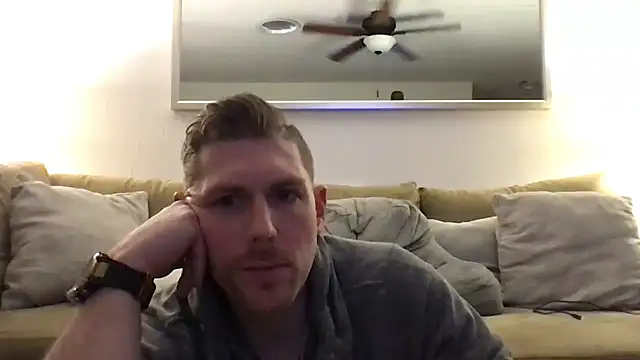 Snapshot of Rock_Pierce chatting on 4, 2, 2025 Rock Pierce online show from 4, 2, 2025