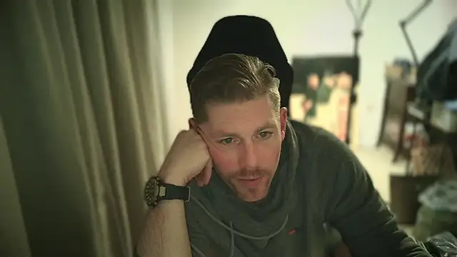 Snapshot of Rock_Pierce chatting on 10, 2, 2025 Rock Pierce online show from 10, 2, 2025