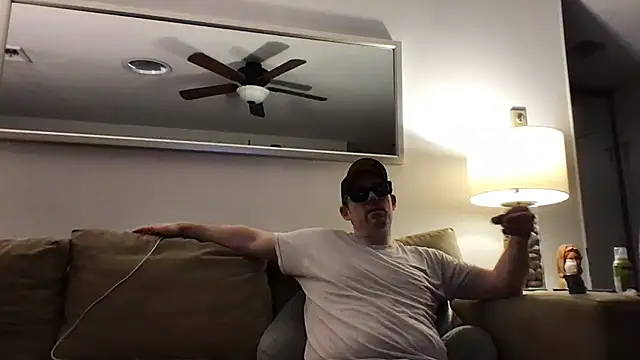 Snapshot of Rock_Pierce chatting on 13, 3, 2025 Rock Pierce online show from 13, 3, 2025