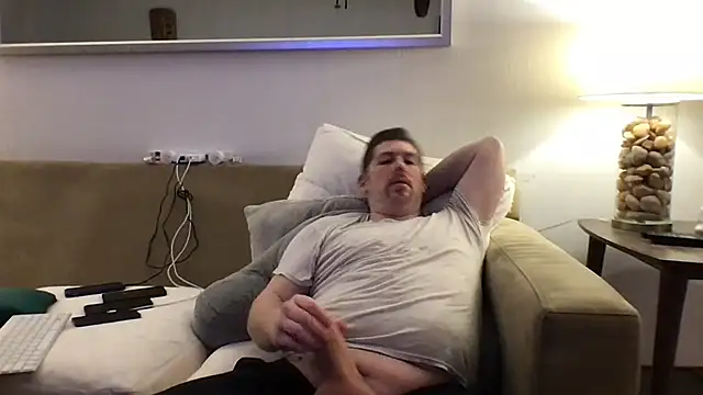 Snapshot of Rock_Pierce chatting on 17, 9, 2025 Rock Pierce online show from 17, 9, 2025