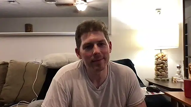 Snapshot of Rock_Pierce chatting on 8, 10, 2025 Rock Pierce online show from 8, 10, 2025