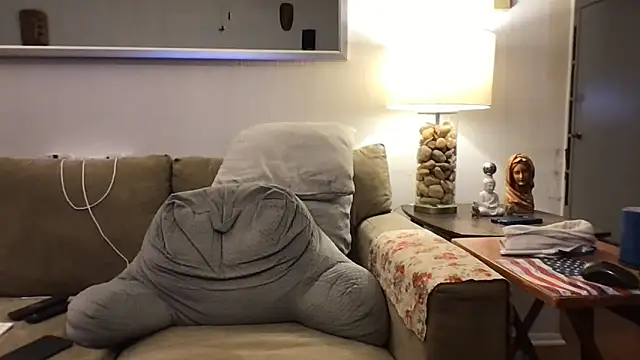 Snapshot of Rock_Pierce chatting on 15, 12, 2025 Rock Pierce online show from 15, 12, 2025