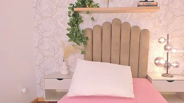 Roma  love online show from 4, 12, 2025