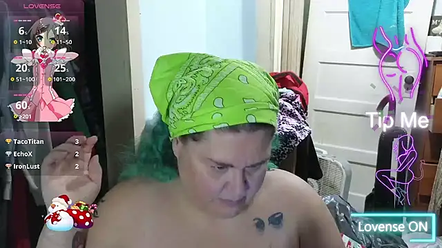 Snapshot of EmberCum chatting on 10, 11, 2025 EmberCum online show from 10, 11, 2025