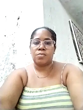 Snapshot of Arleth_Mars chatting on 3, 10, 2025 Arleth Mars online show from 3, 10, 2025