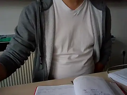 Snapshot of fikoivos chatting on 19, 9, 2025 fikoivos online show from 19, 9, 2025