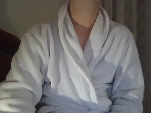 Snapshot of fikoivos chatting on 13, 11, 2025 fikoivos online show from 13, 11, 2025