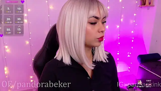 Snapshot of pandorabeker chatting on 26, 2, 2025 pandorabeker online show from 26, 2, 2025