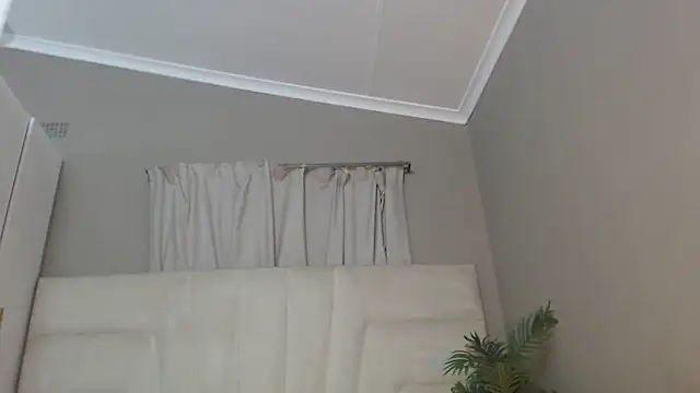 naughtyblackdolie online show from 21, 12, 2024