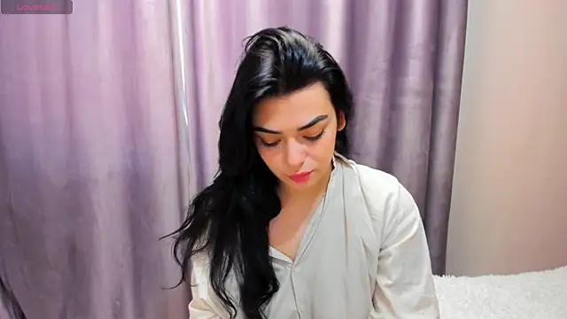 Snapshot of _cleopattra_ chatting on 5, 12, 2024  cleopattra  online show from 5, 12, 2024