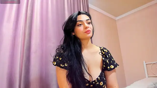 Snapshot of _cleopattra_ chatting on 10, 12, 2024  cleopattra  online show from 10, 12, 2024