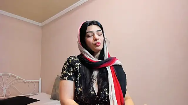 Snapshot of _cleopattra_ chatting on 27, 12, 2024  cleopattra  online show from 27, 12, 2024