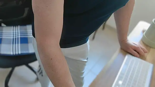 slzypvtpig online show from 25, 2, 2026