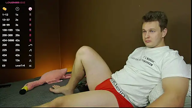 Snapshot of charlie_smiley chatting on 16, 9, 2025 charlie smiley online show from 16, 9, 2025