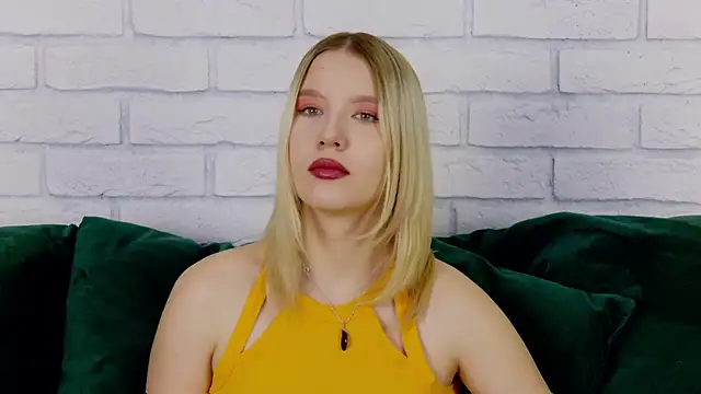 Snapshot of LiliLinn chatting on 21, 1, 2025 LiliLinn online show from 21, 1, 2025
