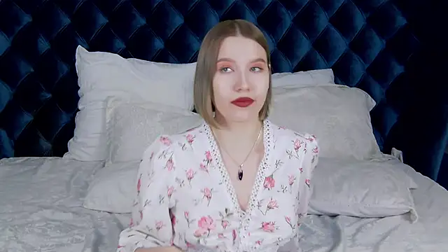 Snapshot of LiliLinn chatting on 27, 1, 2025 LiliLinn online show from 27, 1, 2025