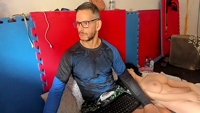 Snapshot of Samurayjiu chatting on 1, 11, 2025 Samurayjiu online show from 1, 11, 2025