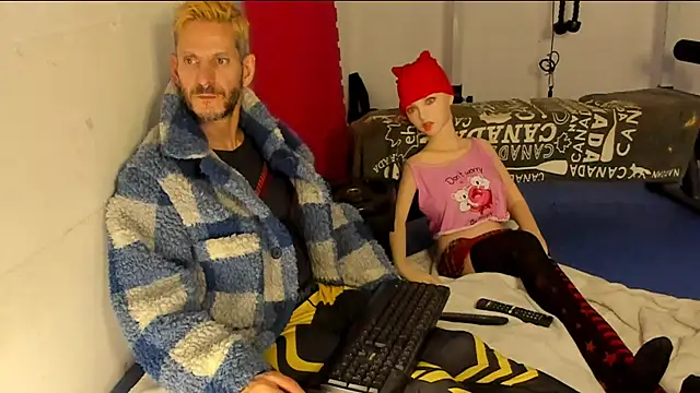 Snapshot of Samurayjiu chatting on 25, 11, 2025 Samurayjiu online show from 25, 11, 2025