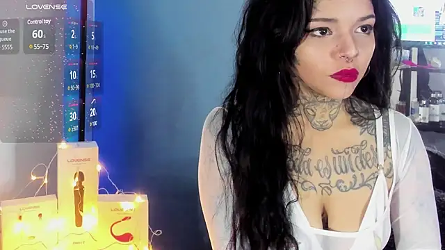 NinaInk online show from 3, 2, 2025