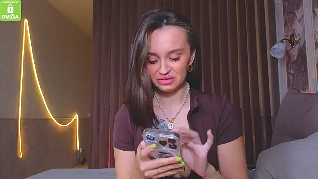 Katy perry  online show from 26, 10, 2025