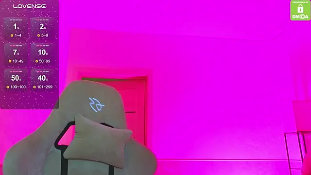 Katy perry  online show from 21, 11, 2025