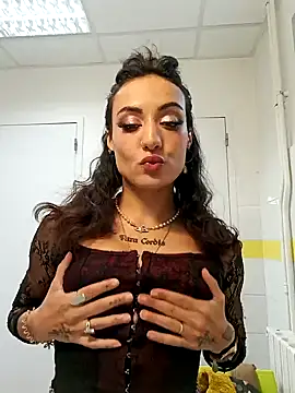 sugarunebaby online show from 25, 9, 2025