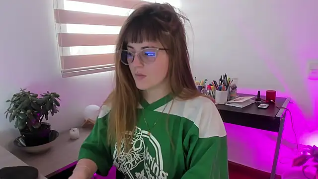 tekila   online show from 15, 4, 2026