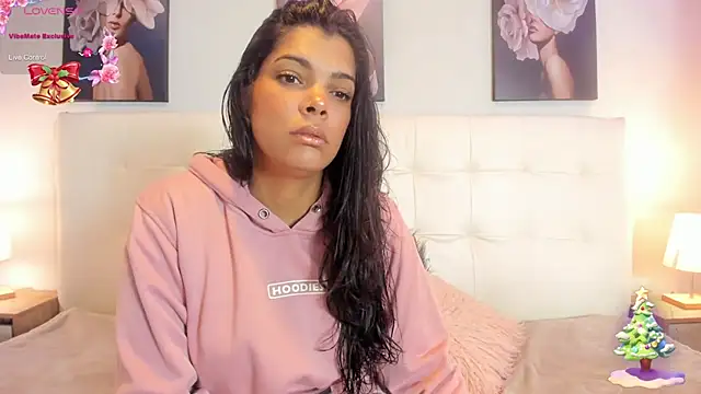 Snapshot of Sweetdreamses_ chatting on 29, 12, 2024 Sweetdreamses online show from 29, 12, 2024