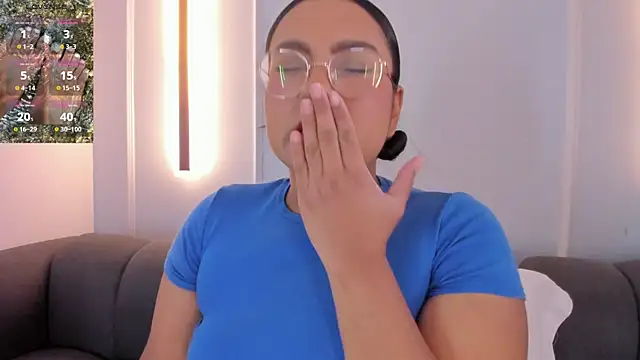 ellamontoya online show from 4, 11, 2025