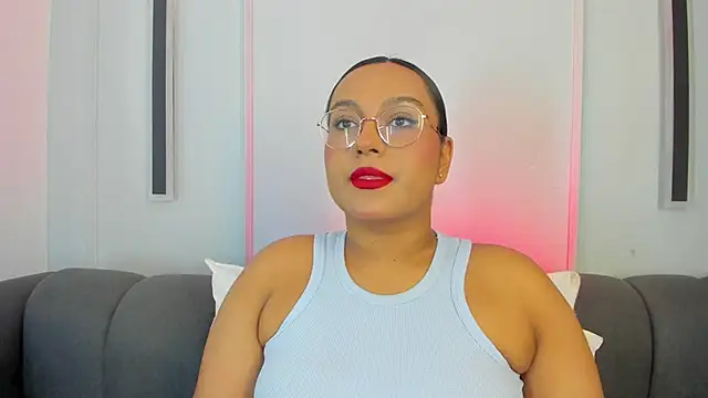 ellamontoya online show from 25, 11, 2025