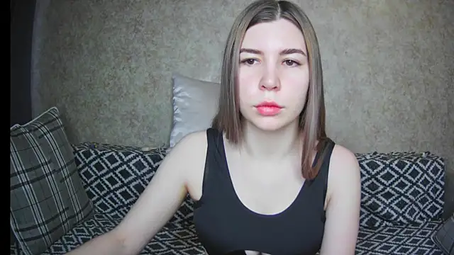 Snapshot of ElllaNuar chatting on 20, 12, 2024 ElllaNuar online show from 20, 12, 2024