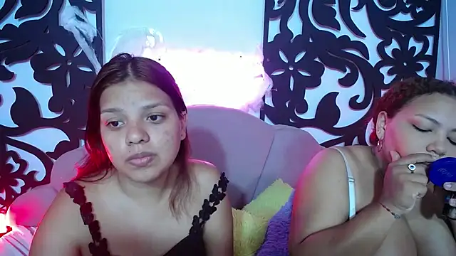 Snapshot of your_little_naughty1 chatting on 5, 11, 2025 your little naughty1 online show from 5, 11, 2025