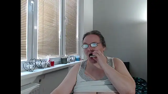 Sweetboobs online show from 13, 3, 2025