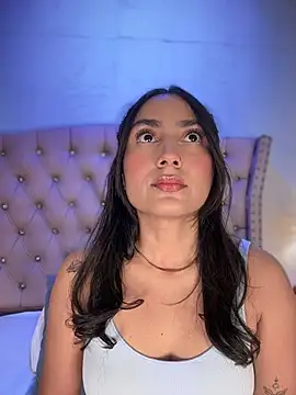 lia sofiia online show from 8, 7, 2026