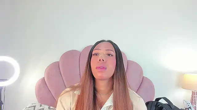 Snapshot of Nicole_Paradise chatting on 29, 10, 2025 Nicole Paradise online show from 29, 10, 2025