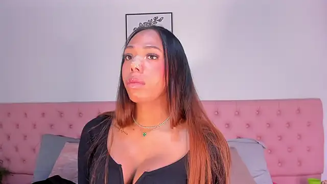 Snapshot of Nicole_Paradise chatting on 17, 11, 2025 Nicole Paradise online show from 17, 11, 2025