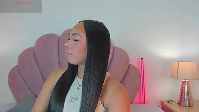 Nicole Paradise online show from 20, 3, 2026