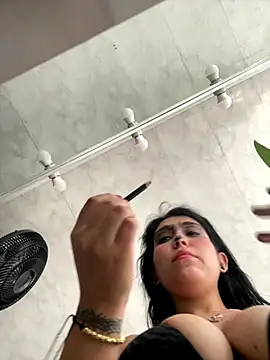 emma  cute   online show from 10, 10, 2025