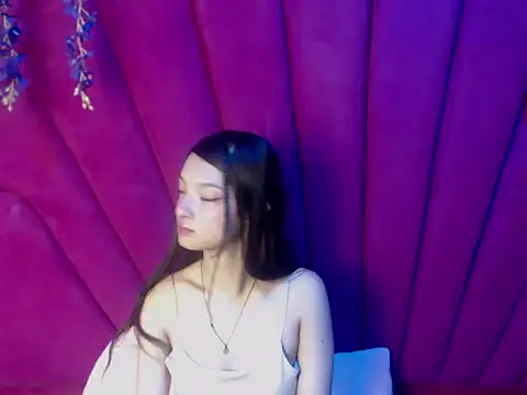 Aurora 18 online show from 14, 4, 2026