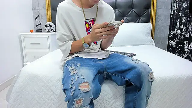 Snapshot of MarcusCollinss_ chatting on 6, 12, 2024 MarcusCollinss online show from 6, 12, 2024