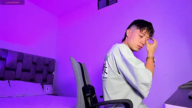 Snapshot of MarcusCollinss_ chatting on 9, 12, 2024 MarcusCollinss online show from 9, 12, 2024